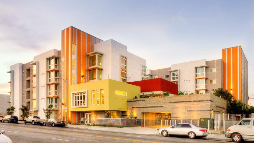 Las Alturas Apartments